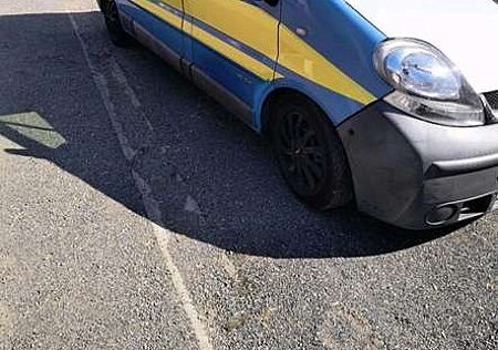 Renault Trafic 2.5 dCi L2H1