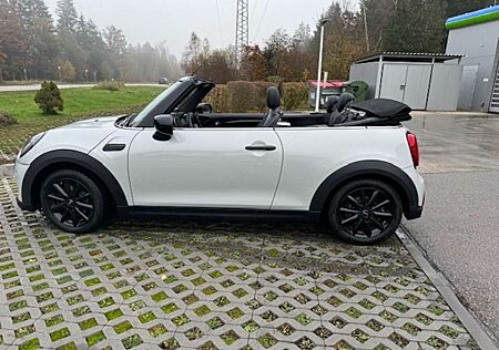 Mini Cooper Cabrio Aut. Yours Trim