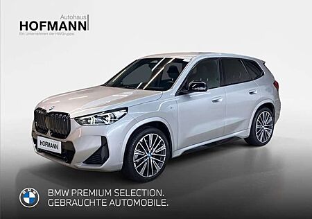 BMW iX1 xDrive30 M Sportpaket AHK+20"+Premium