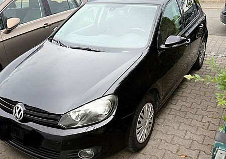 VW Golf Volkswagen 1.6 TDI DPF Trendline
