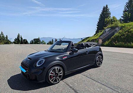 Mini John Cooper Works Cabrio Aut. Trim