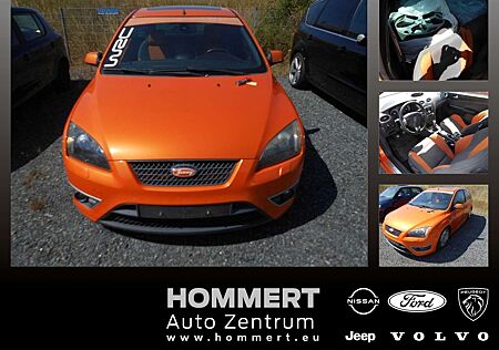 Ford Focus ST KlimaA Xenon SHD Sitzh 8-fach bereift