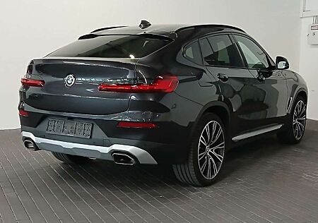 BMW X4 xDrive 30d *21Zoll*INNOVATION*AHK*WINTER-PAKET*HUD