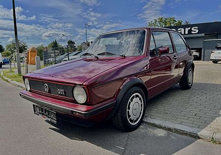 VW Golf Volkswagen 1 GTI 1.8*LIEBERHABER*5-GANG*RADIO*SHZ
