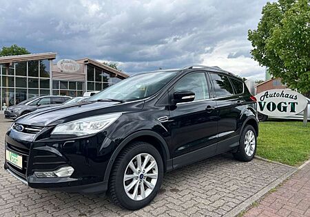 Ford Kuga Titanium 1.5 PANO/SHZ/TEMP/PDC