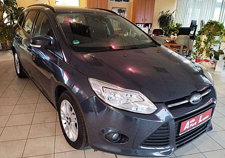 Ford Focus Turnier Trend-beheizb.Frontsch.-PDC.......