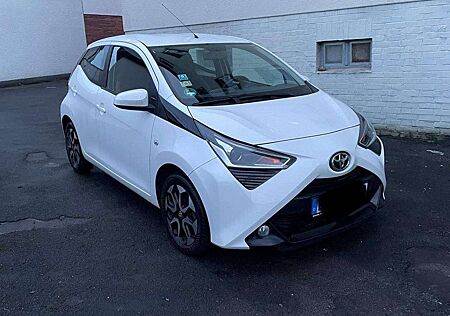 Toyota Aygo x-play