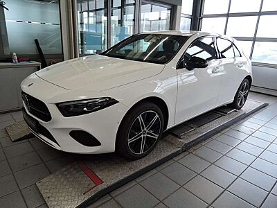 Mercedes-Benz A 250 e  Night/Progressive/Multibeam/Kamera/