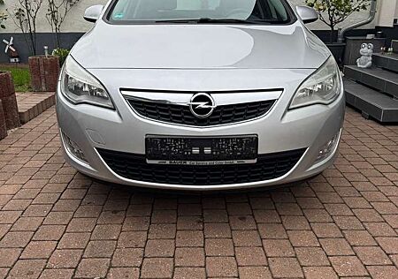 Opel Astra 1.4 Tüv Neu Oct.2027