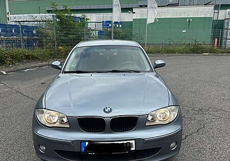 BMW 116i 116 *TÜV NEU* SCHECKHEFT / 6 GANG