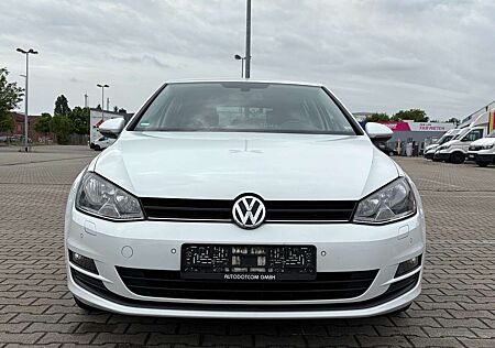 VW Golf Volkswagen 1.2 TSI BMT Comfortline *PARKASSIST*TEMPOMAT*