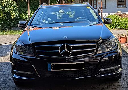 Mercedes-Benz C 180 T BlueEFFICIENCY 7G-TRONIC