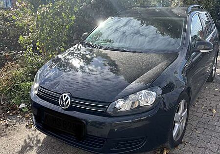 VW Golf Variant Volkswagen 1.6 TDI DPF BlueMotion Technology Comfortline