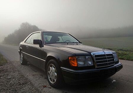 Mercedes-Benz 230 CE