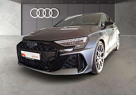 Audi RS3 quattro S tronic Matrix-LED Navi