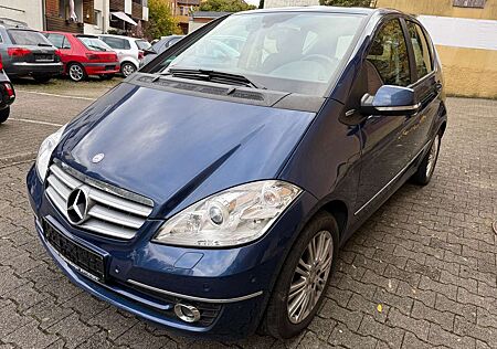 Mercedes-Benz A 180 (169.032) NAVI/PARKTRONIC/SD/XENON
