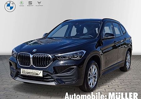 BMW X1 sDrive 18 d Park-Assistent Navi LED DAB Ambiente B