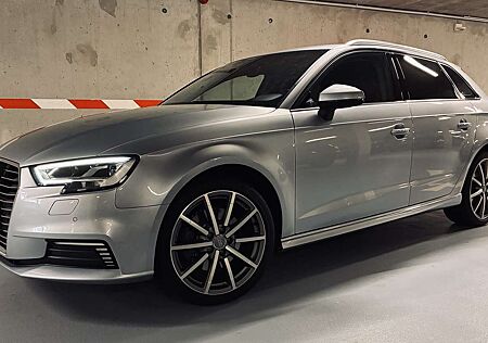 Audi A3 40 e-tron Sportback S tronic sport