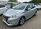 Peugeot 208 Allure Automatik TÜV NEU