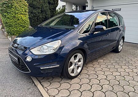 Ford S-Max Titanium Automatik *AHK*SHZ*Navi*PDC