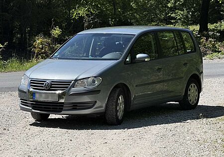 VW Touran Volkswagen 1.9 TDI Conceptline