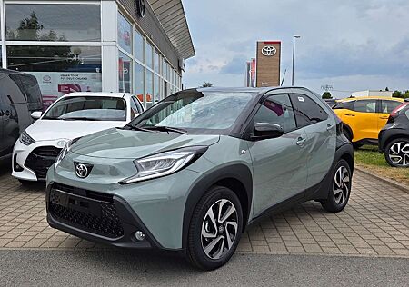 Toyota Aygo (X) 1.0 Teamplayer CVT LED