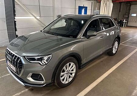 Audi Q3 35 TDI S tronic S line*VirtCock*Netto-18600€