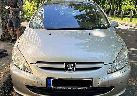 Peugeot 307 HDi SW 110 NAVTECH ON BOARD
