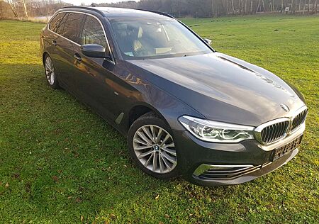BMW 530d 530 5er Touring Diesel xDrive Touring Aut. Luxury