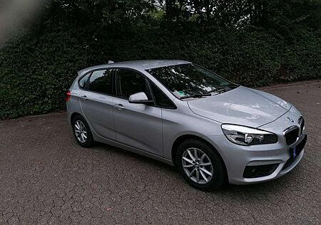 BMW 218 ActiveTourer+Aut+GARANTIE+KAMERA+Navi+SHZ+PDC