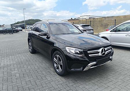 Mercedes-Benz GLC 300 4Matic,LEDER,KLIMA,NAVI,PDC,SITZHEIZUNG