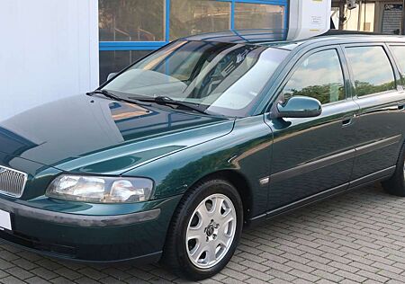 Volvo V70 0 2.4