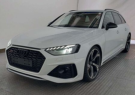 Audi RS4 2.9 TFSI q. MATRIX ACC VIRTUAL B&O RS-ABGAS