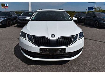 Skoda Octavia Combi 1.4 TSI LED*AHK*CarPlay*PDC*1.HAND
