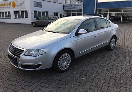 VW Passat Volkswagen Limo 2,0 FSI Sportline°Langstr°1.Hand