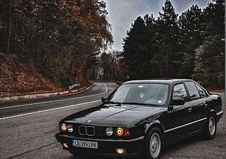 BMW 525i 525 24V