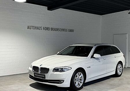 BMW 520d 520 Touring Autom.*Navi*Xenon*AHK*Standheizung*