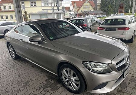 Mercedes-Benz C 300 Coupe 4Matic Leder HeadUp LED Sound