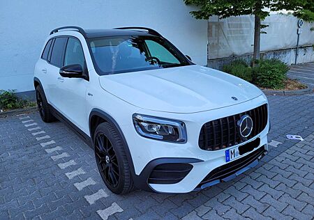 Mercedes-Benz GLB 250 4Matic 8G-DCT AMG Line