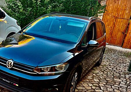 VW Touran Volkswagen