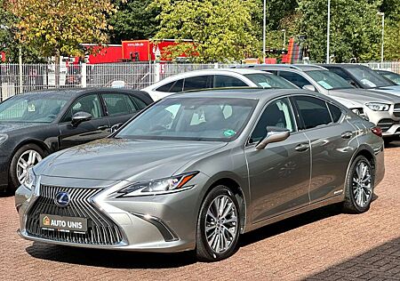 Lexus ES 300 h Hybrid Cam Navi Scheckheft 1.Hand