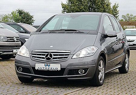 Mercedes-Benz A 200 /SHEFT/LEDER/8FACH/AHK/BIXENON/NAVI/PANO/