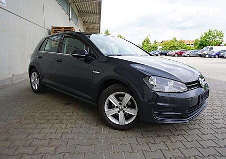 VW Golf Volkswagen 1.2TSI Navi Kamera SHZ Massage Tempomat