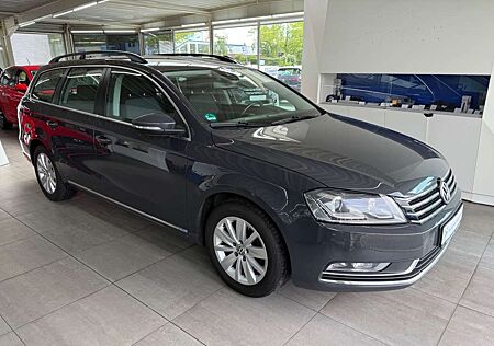 VW Passat Variant Volkswagen Passat*Variant*Comf*Navi*Sitzh*Xenon*Kamera*