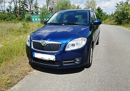 Skoda Fabia 1.6 16V Combi Tiptronic Elegance HU neu