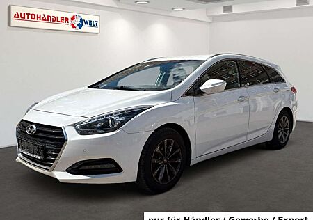 Hyundai i40 Kombi 2.0i Automatik 1.Hand AAC SHZ Navi PDC
