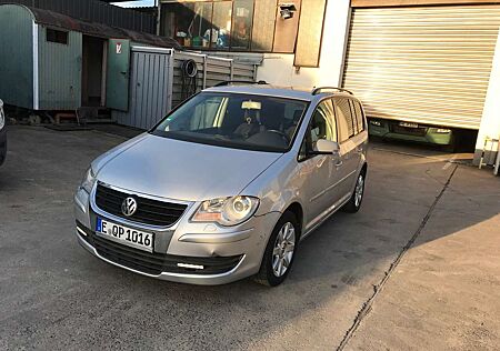 VW Touran Volkswagen Trendline
