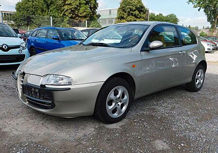 Alfa Romeo Others 147 1.6 T.Spark ECO Distinctive/TUV.01.27