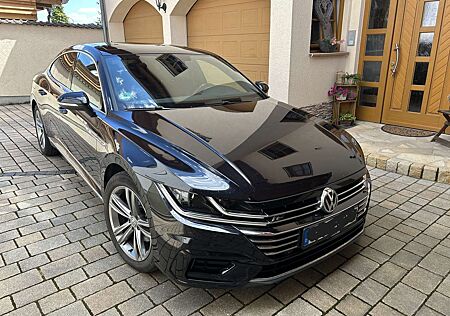 VW Arteon Volkswagen 2.0 TSI DSG R-Line