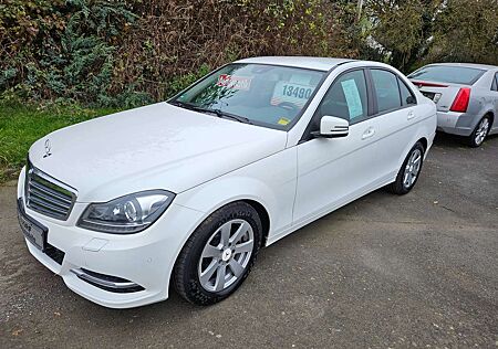 Mercedes-Benz C 200 CGI BlueEfficiency (204.048)